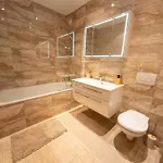 Luxueux appartement de 6 pièces en centre ville