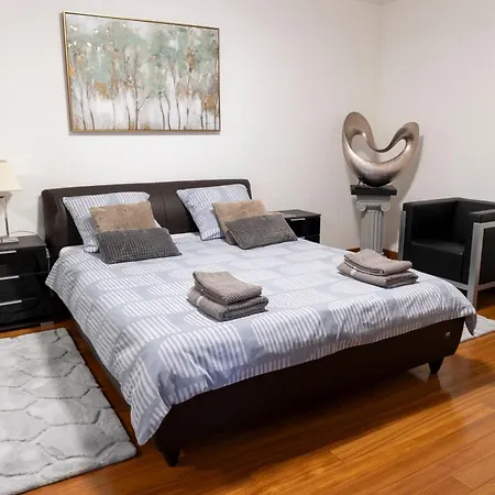 Luxueux De 6 Pieces En Centre Apartamento *