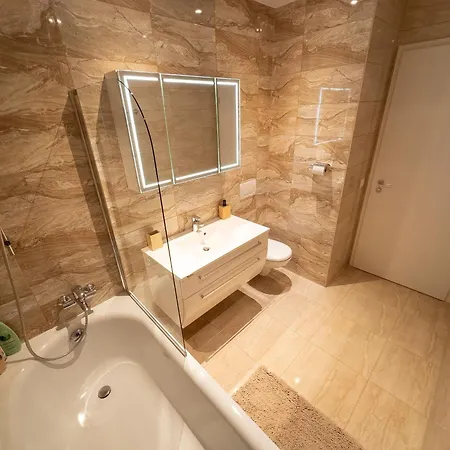 Apartamento Luxueux De 6 Pieces En Centre