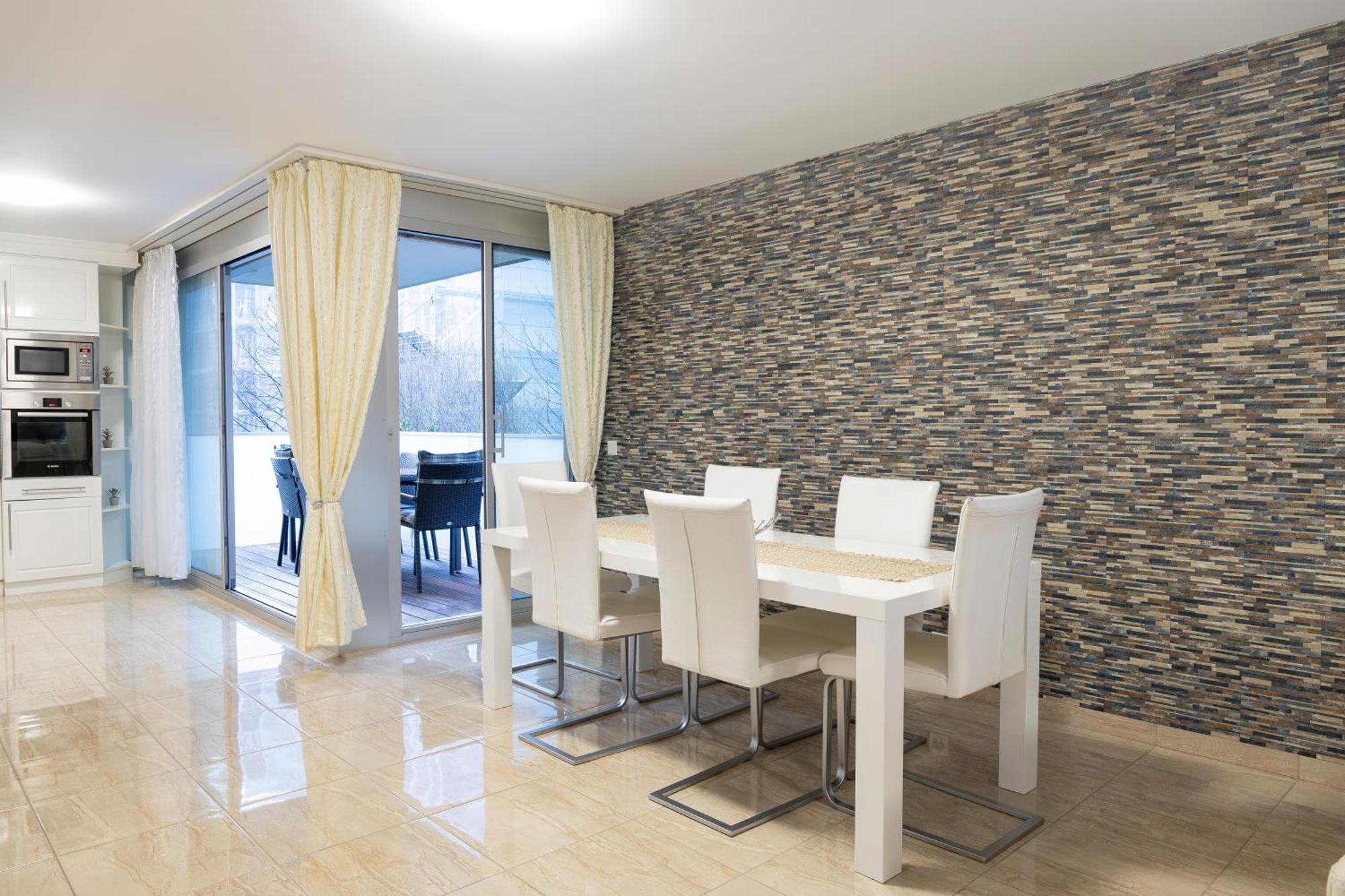 Apartamento Luxueux De 6 Pieces En Centre